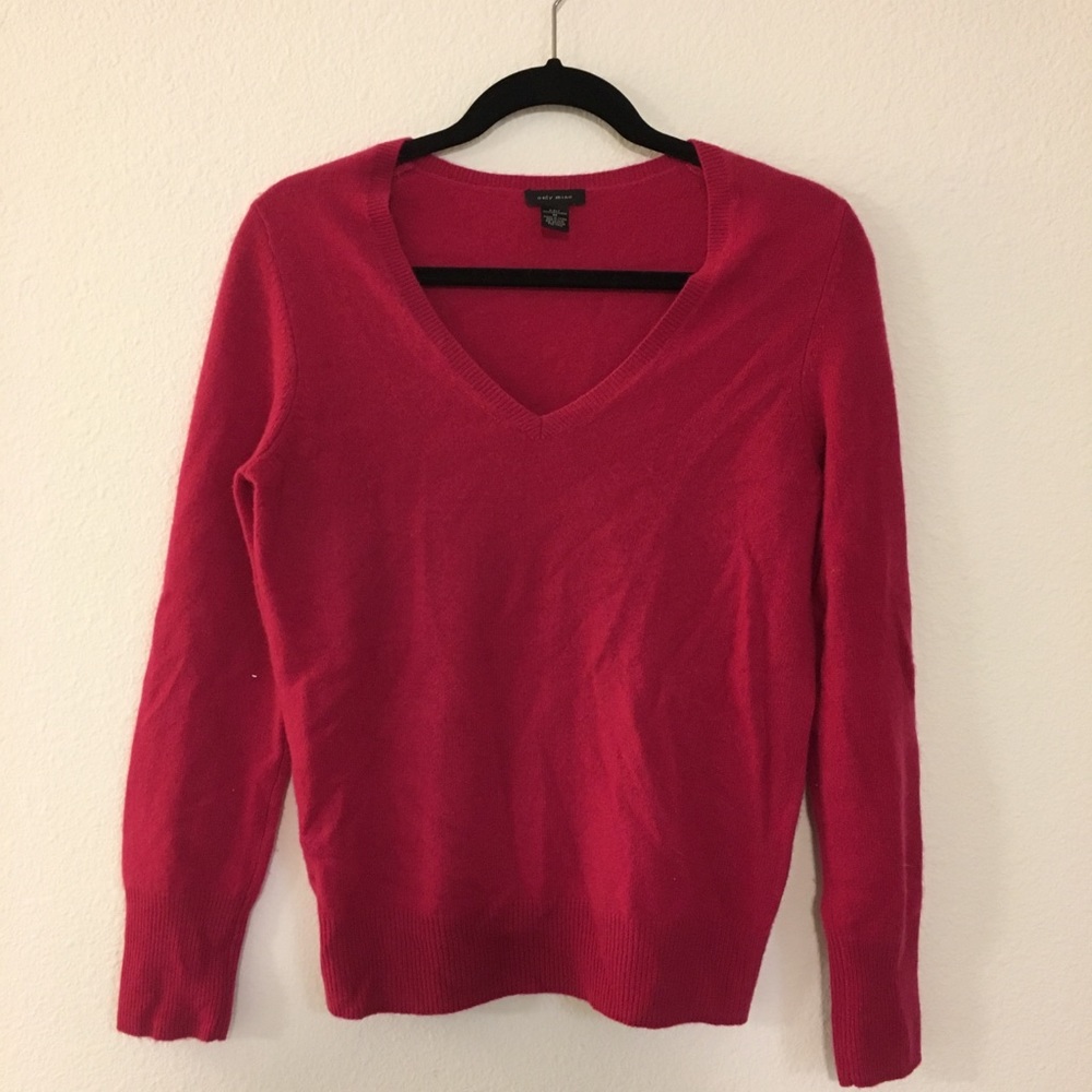 Only Mine 100% Cashmere V-Neck Sweater